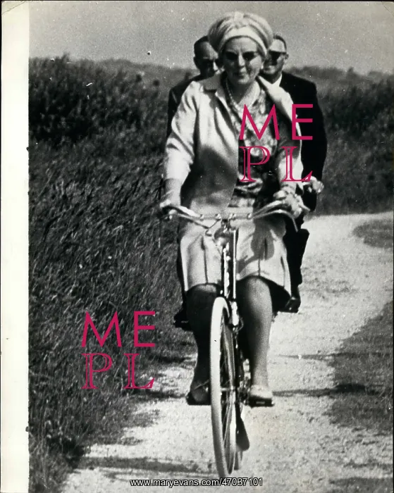 : Queen Juliana of the Netherlands cycling : Queen Juliana of the Netherlands cycling