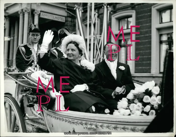 : Queen Juliana of the Netherlands, silver wedding : Queen Juliana of the Netherlands, silver wedding