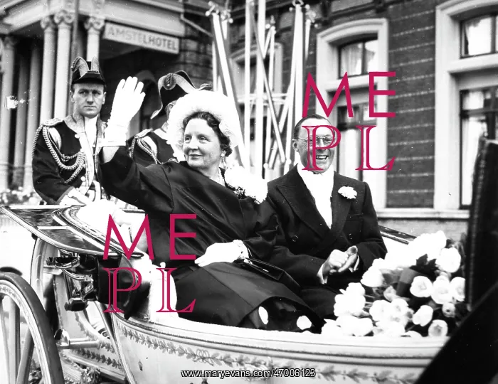 : Queen Juliana of the Netherlands, silver wedding : Queen Juliana of the Netherlands, silver wedding