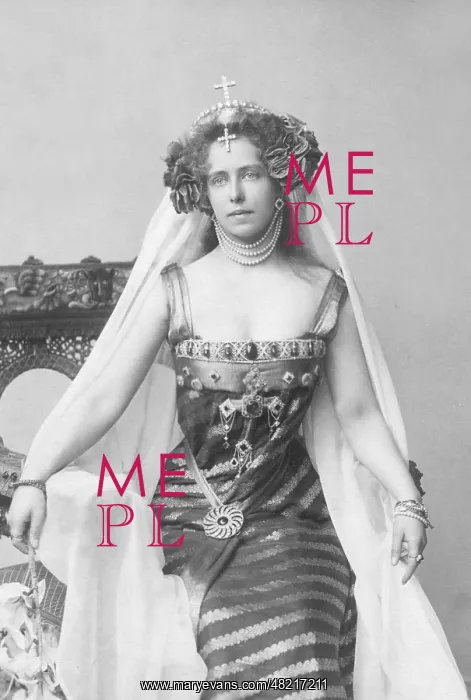  : Queen Marie of Romania