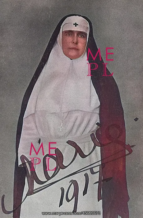 : Queen Marie of Romania in nurse's uniform, WW1 : Queen Marie of Romania in nurse's uniform, WW1