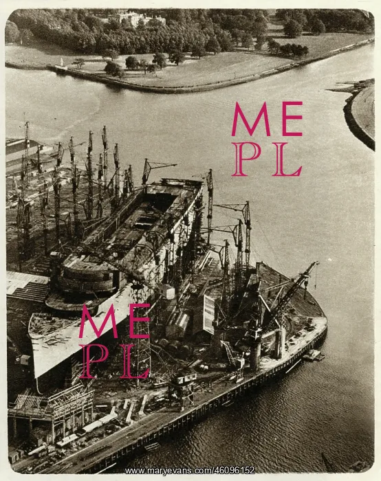 : Queen Mary Ocean Liner, in construction : Queen Mary Ocean Liner, in construction