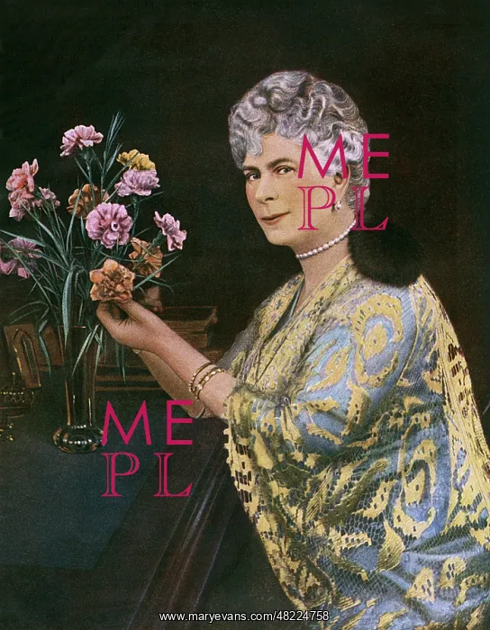 : Queen Mary with a vase of flowers : Queen Mary with a vase of flowers