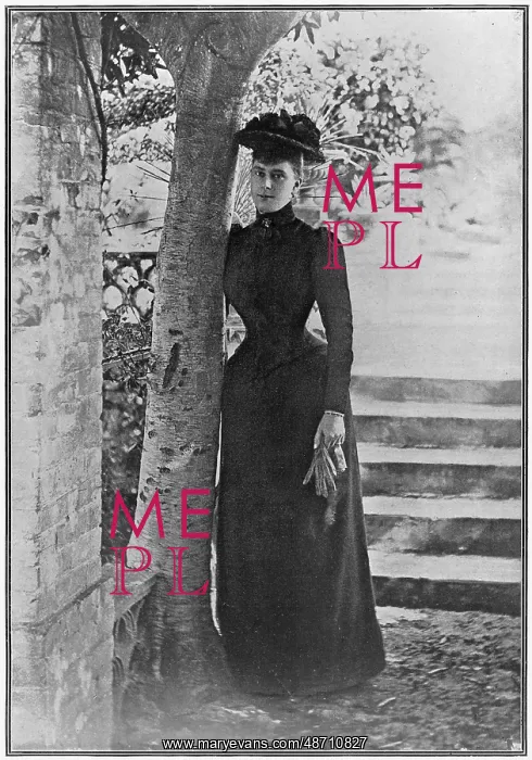 : Queen Mary (when Princess May of Teck) in mourning : Queen Mary (when Princess May of Teck) in mourning