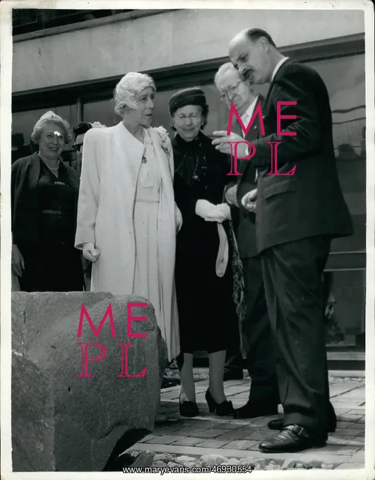 : Queen Mother of Belgium in Jerusalem : Queen Mother of Belgium in Jerusalem
