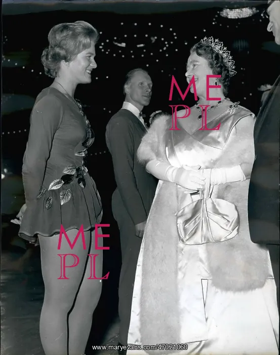 : Queen Mother and Dutch ice skater : Queen Mother and Dutch ice skater