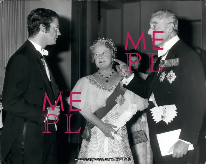 : Queen Mother, Lord Mountbatten, King Carl Gustav of Sweden : Queen Mother, Lord Mountbatten, King Carl Gustav of Sweden