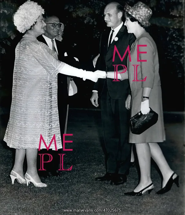 : Queen Mother at a reception in London : Queen Mother at a reception in London