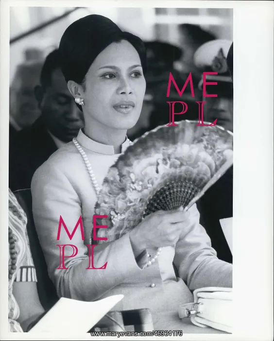 : Queen Sirikit of Thailand : Queen Sirikit of Thailand