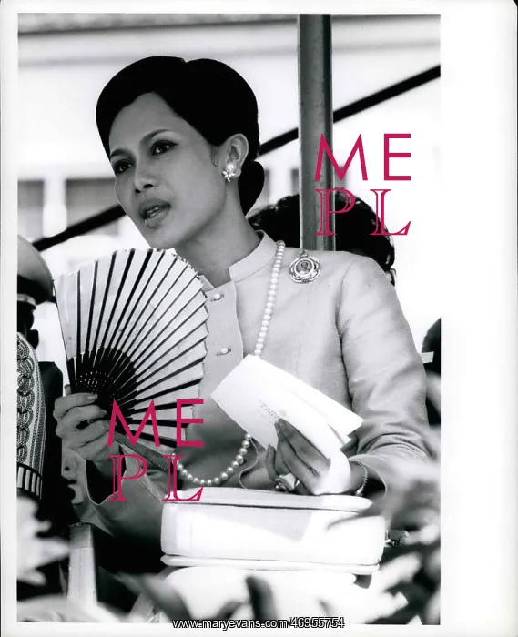 : Queen Sirikit of Thailand : Queen Sirikit of Thailand
