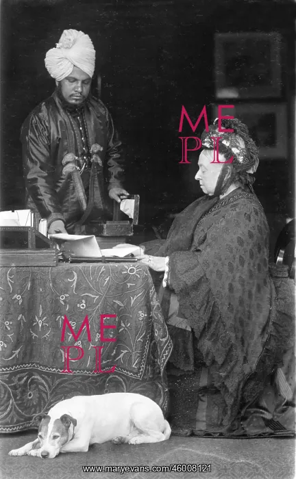 : Queen Victoria with the Munshi : Queen Victoria with the Munshi