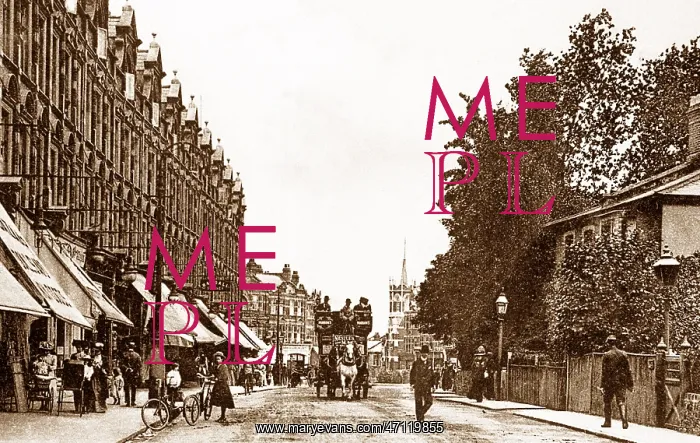  : Queens Parade, Muswell Hill