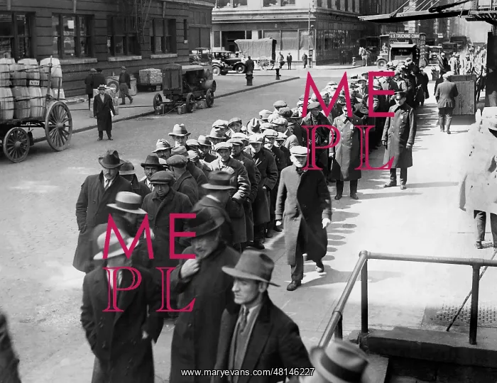 : Queue of unemployed : Queue of unemployed