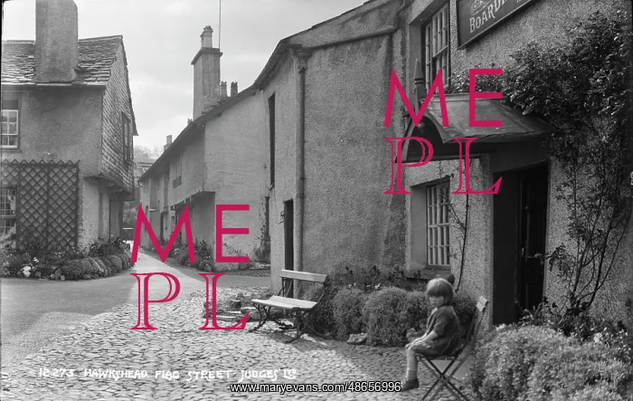 : A Quiet Moment in Hawkhead : A Quiet Moment in Hawkhead