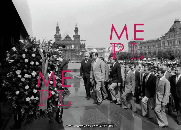 : R. Assad visits USSR : R. Assad visits USSR