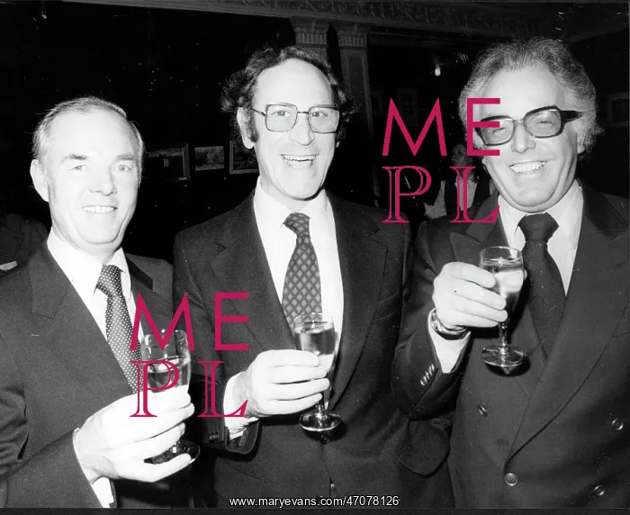 : R. Cooney. R. COONEY : R. Cooney. R. COONEY