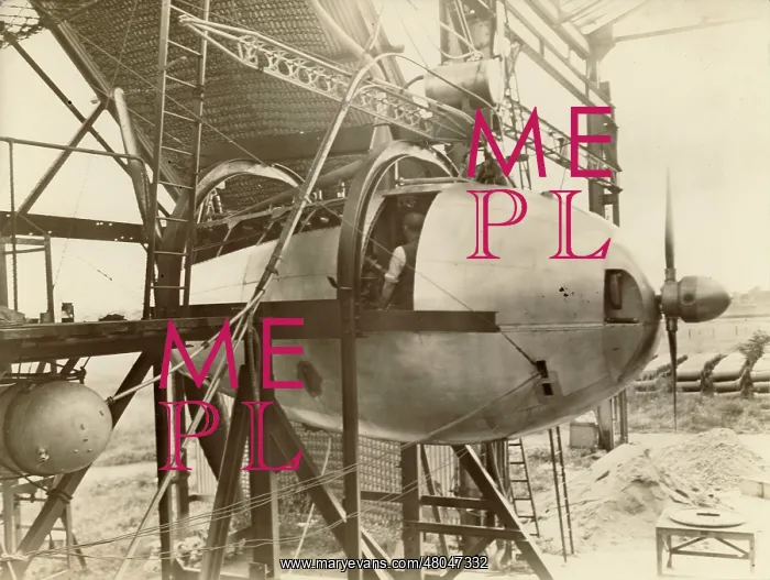 : R101 engine car on a testbed : R101 engine car on a testbed