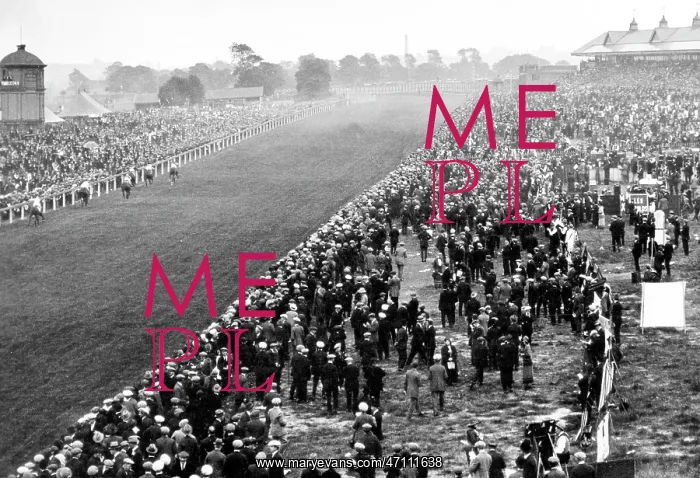  : Racecourse, Pontefract early 1900's