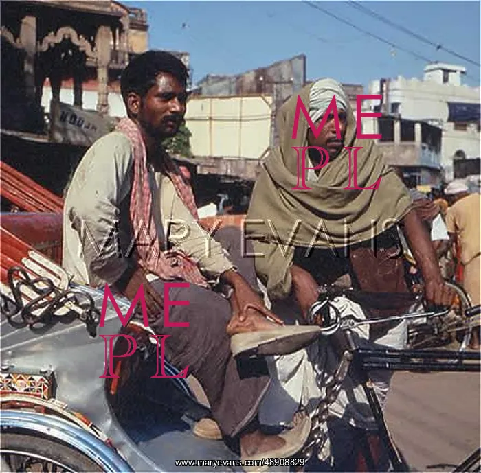 : RACIAL / INDIA / BENARES : RACIAL / INDIA / BENARES