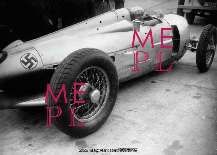 : Racing car : Racing car