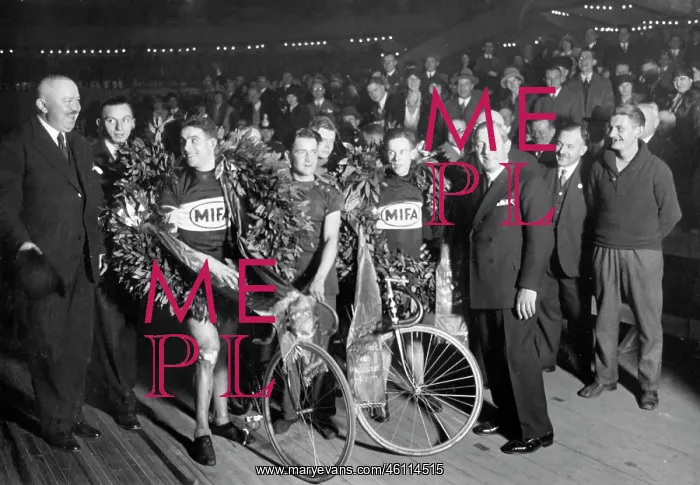 : Racing team : Racing team