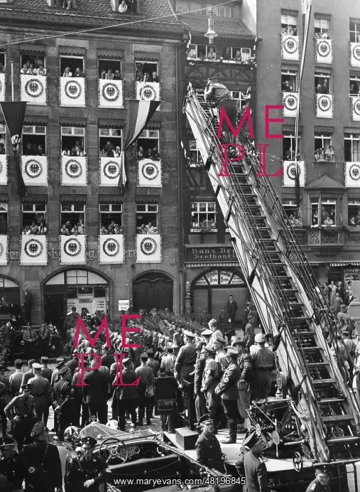 : RAD parade in Nuremberg, 1933 : RAD parade in Nuremberg, 1933