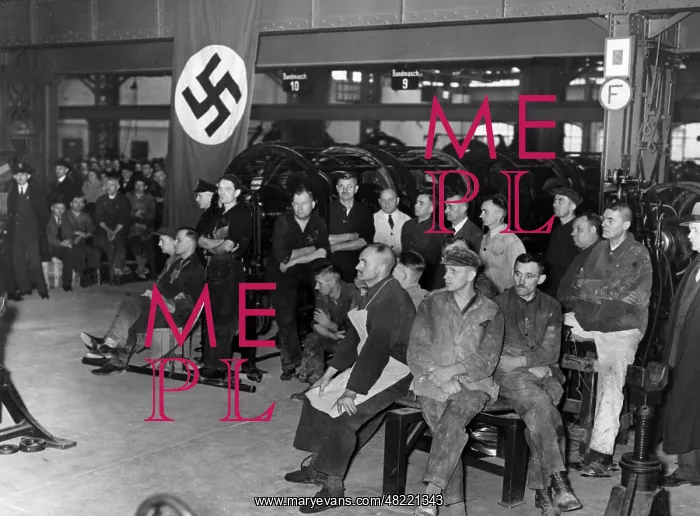 : Radio broadcast in a cable factory, 1936 : Radio broadcast in a cable factory, 1936