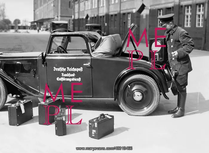 : Radio wave disturbance car, 1935 : Radio wave disturbance car, 1935