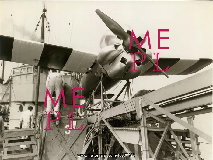: RAE Larynx No 3 on HMS Strongpoint - October 1927 : RAE Larynx No 3 on HMS Strongpoint - October 1927