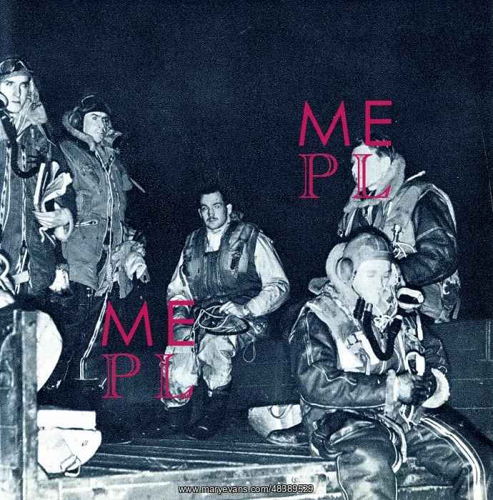 : RAF airmen just back from a long night flight, WW2 : RAF airmen just back from a long night flight, WW2