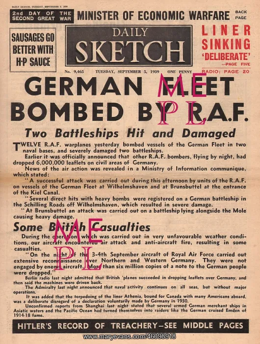 : RAF bombs German fleet, WW2 : RAF bombs German fleet, WW2
