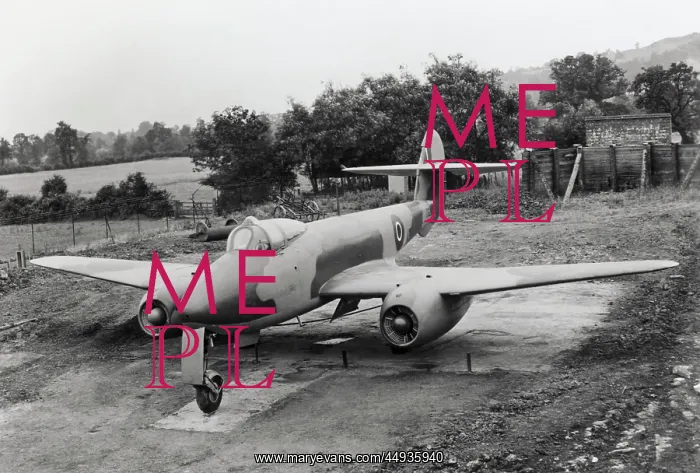 : RAF Gloster Meteor prototype : RAF Gloster Meteor prototype