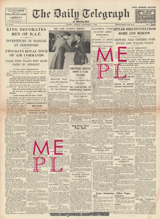 : RAF men relate their mission to the King : RAF men relate their mission to the King