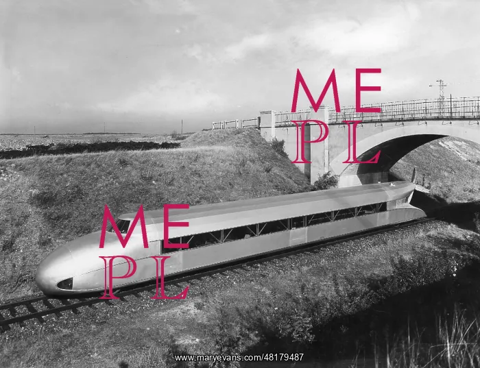 : Rail Zeppelin of the Imperial Railway, 1930 : Rail Zeppelin of the Imperial Railway, 1930