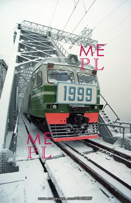 : Railway bridge across Yenisei river, 1999 : Railway bridge across Yenisei river, 1999