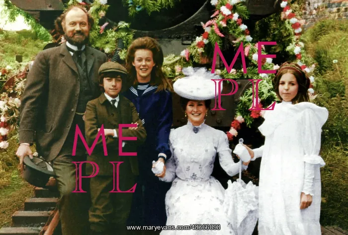 : THE RAILWAY CHILDREN : THE RAILWAY CHILDREN