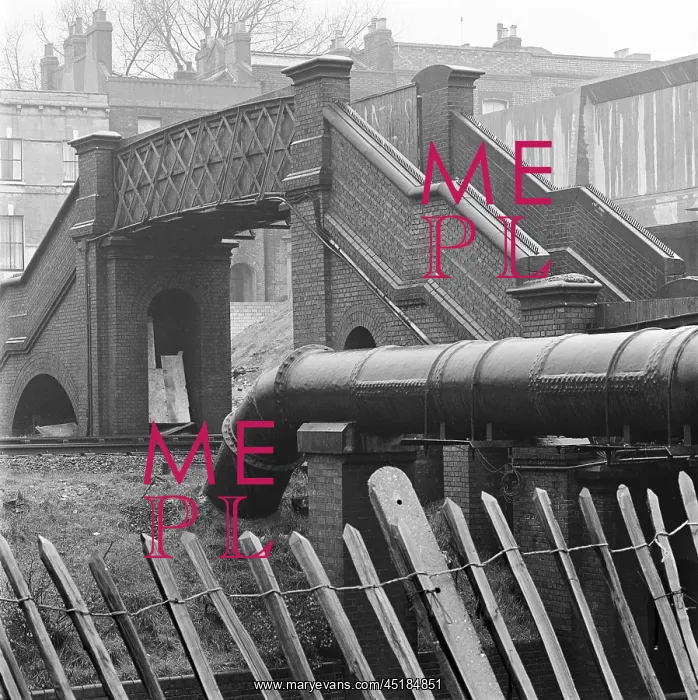: Railway Footbridge, Tufnell Park : Railway Footbridge, Tufnell Park