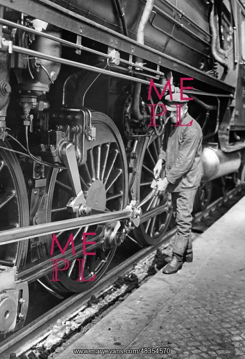 : Railway personnel in Germany, 1934 : Railway personnel in Germany, 1934