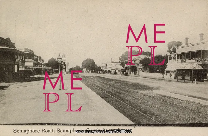 : Railway station platform, Semaphore, Southern Australia : Railway station platform, Semaphore, Southern Australia