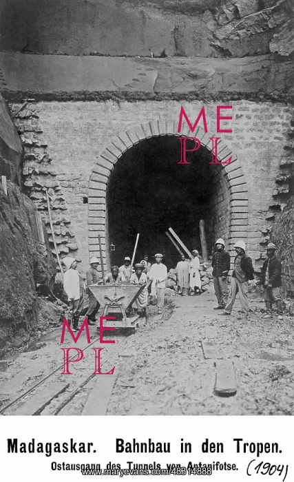 : Railway tunnel in Madagascar, around 1900 : Railway tunnel in Madagascar, around 1900