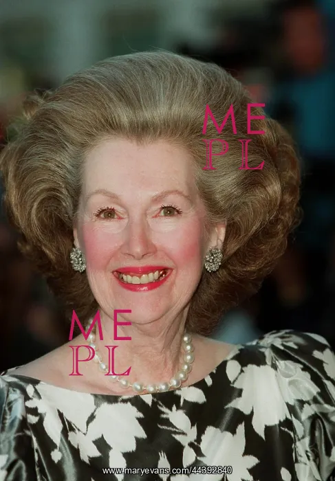 : Raine, Countess Spencer : Raine, Countess Spencer