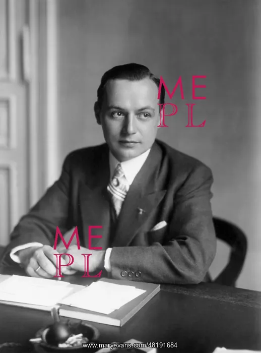 : Rainer Schloesser, 1935 : Rainer Schloesser, 1935