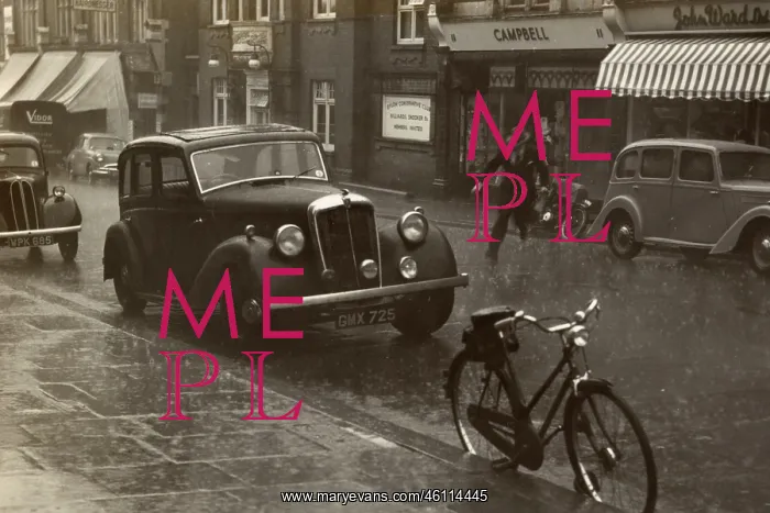 : Rainy day in Epsom, Surrey : Rainy day in Epsom, Surrey
