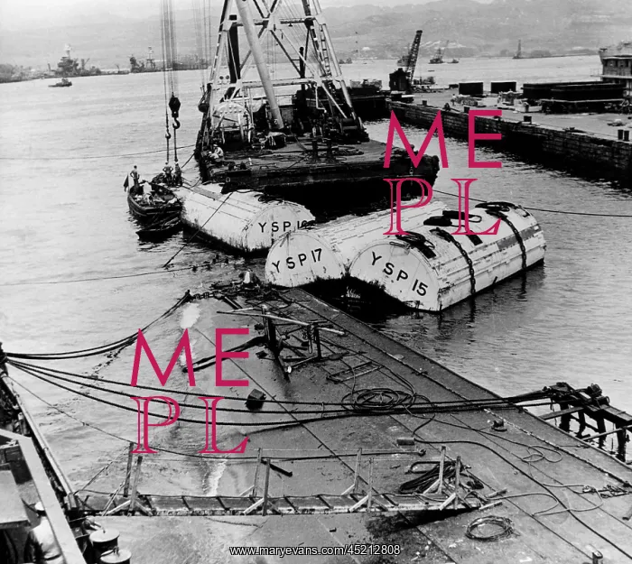 : The raising of the USS Oglala, a minelayer ? : The raising of the USS Oglala, a minelayer ?