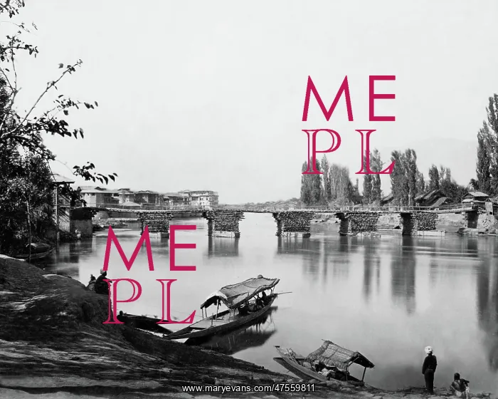 : Rajah's Palace and First Bridge, Srinagar, Kashmir, India : Rajah's Palace and First Bridge, Srinagar, Kashmir, India
