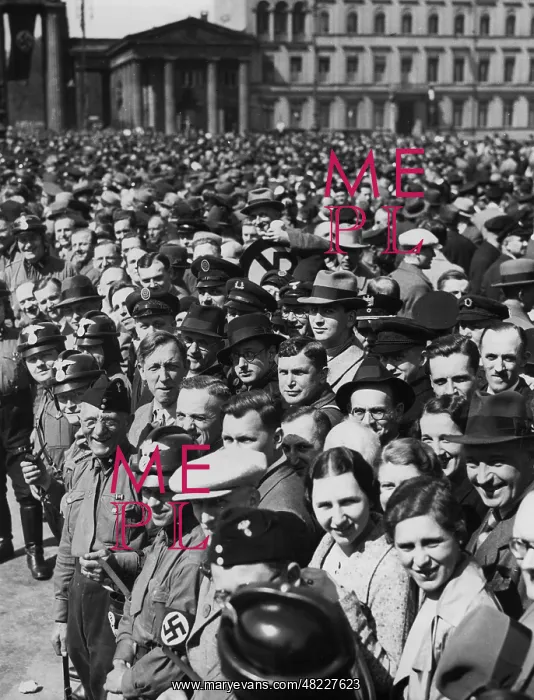 : Rally on Pariser Platz on May 1, 1937 : Rally on Pariser Platz on May 1, 1937