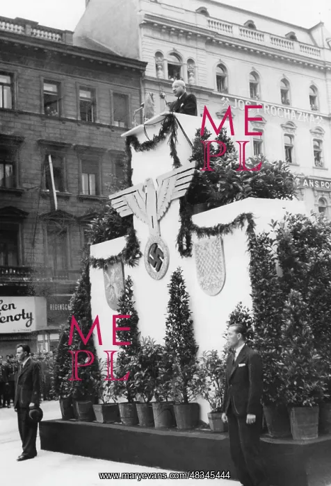 : Rally at Wenceslas Square in Prague, 1942 : Rally at Wenceslas Square in Prague, 1942