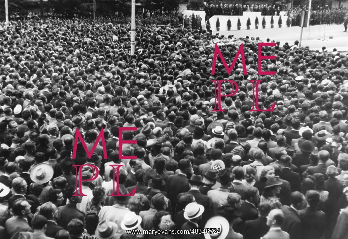 : Rally at Wenceslas Square in Prague, 1942 : Rally at Wenceslas Square in Prague, 1942