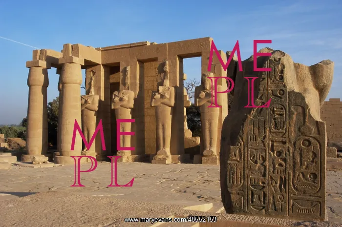 : Rameseum. Pillars with osirian statues. Egypt : Rameseum. Pillars with osirian statues. Egypt