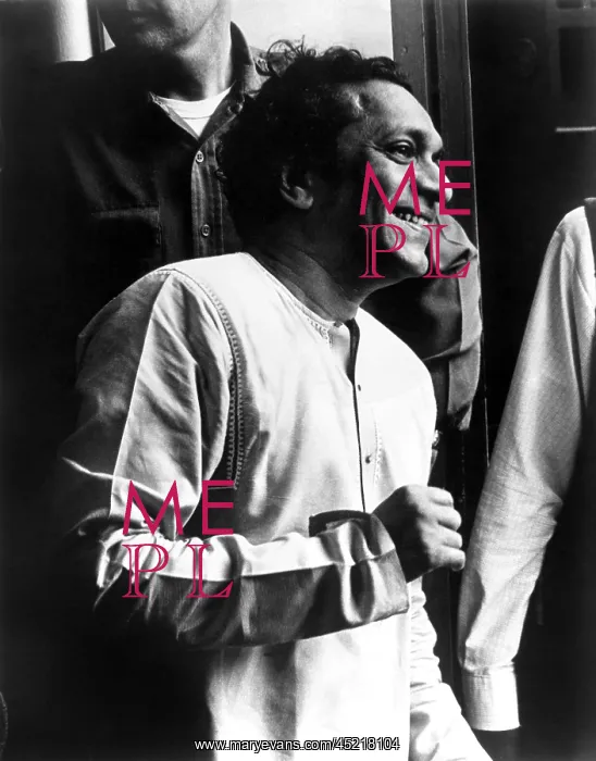: Ravi Shankar, musician, composer, performer ? : Ravi Shankar, musician, composer, performer ?